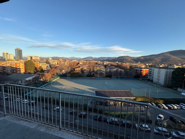 appartamento in vendita a Brescia in zona Lamarmora