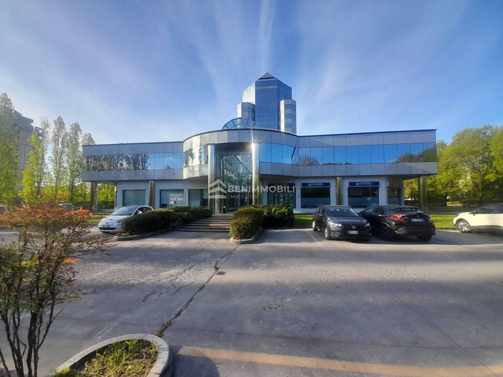ufficio in vendita a Brescia in zona Volta