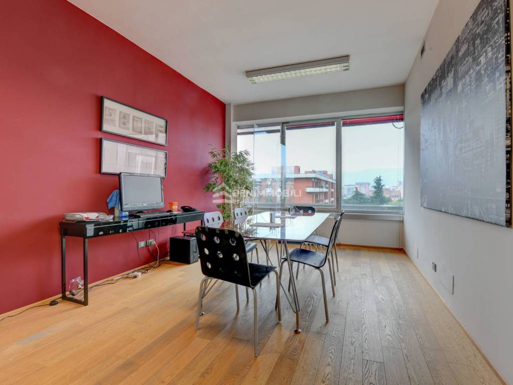 ufficio in vendita a Brescia in zona Volta