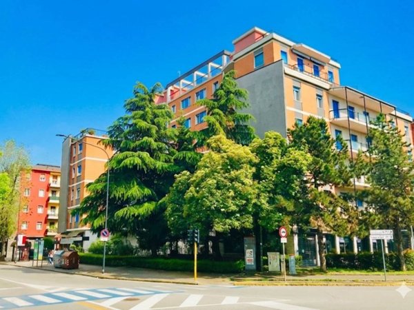appartamento in vendita a Brescia in zona Crocifissa di Rosa