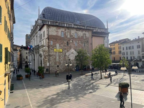 appartamento in vendita a Brescia in zona Centro Storico