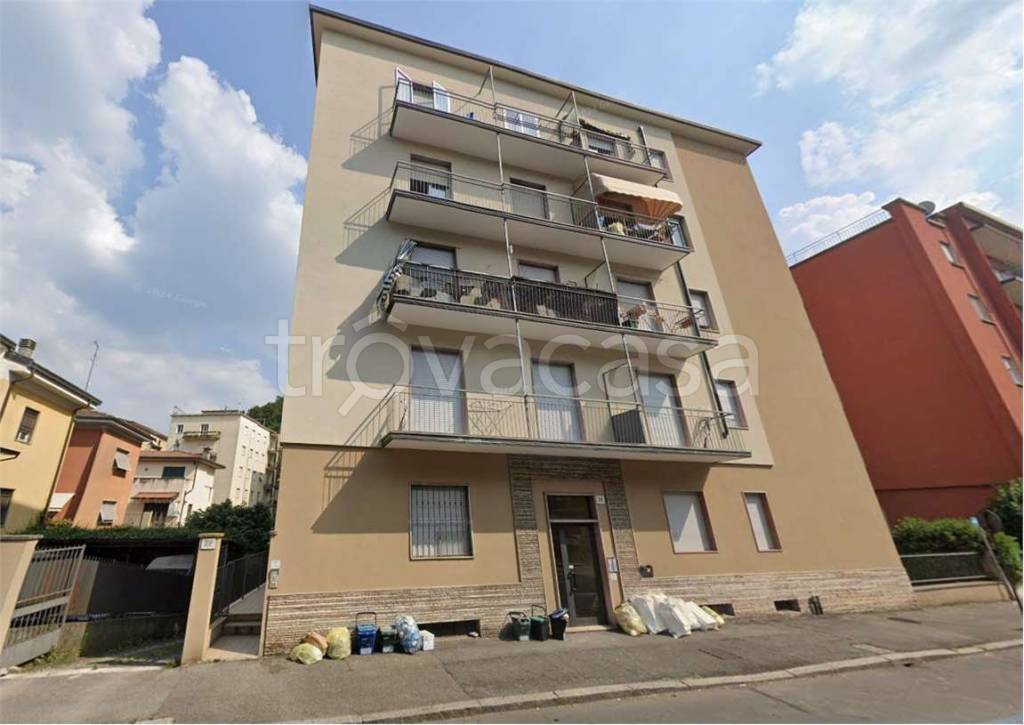 appartamento in vendita a Brescia in zona Chiusure