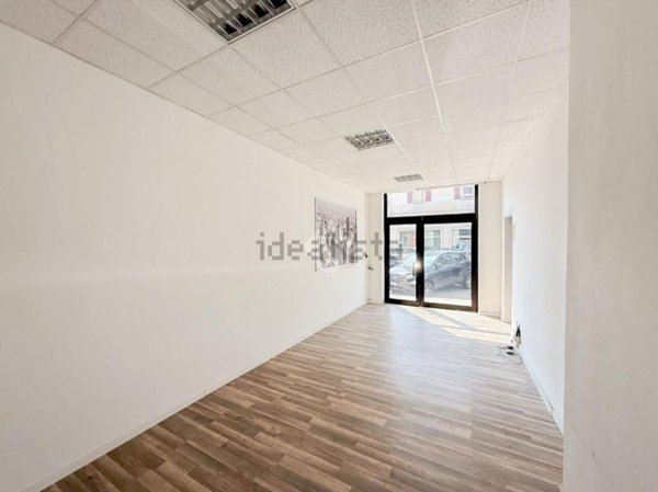 negozio in vendita a Brescia in zona Porta Venezia