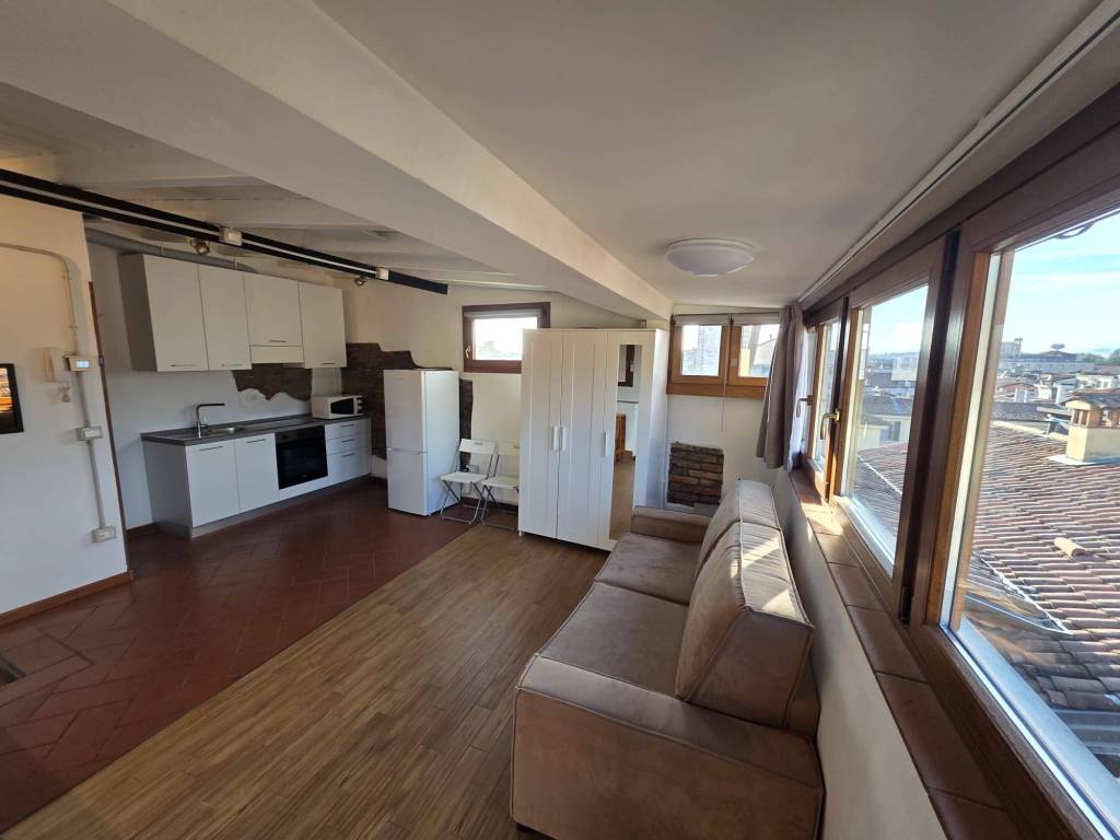 appartamento in vendita a Brescia in zona Centro Storico