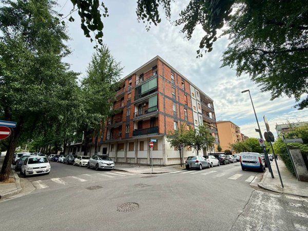 appartamento in vendita a Brescia in zona Volta