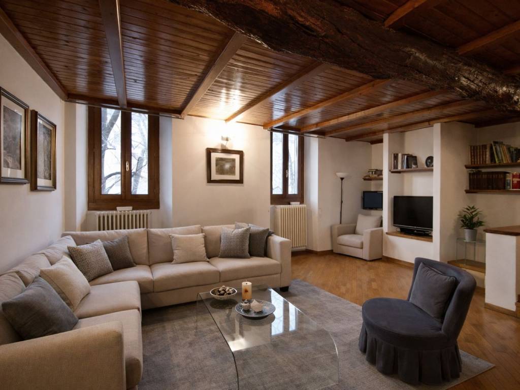 appartamento in vendita a Brescia in zona Centro Storico