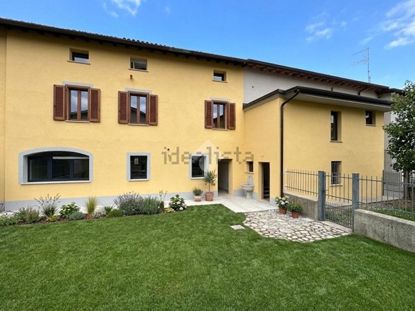 appartamento in vendita a Brescia in zona Mompiano