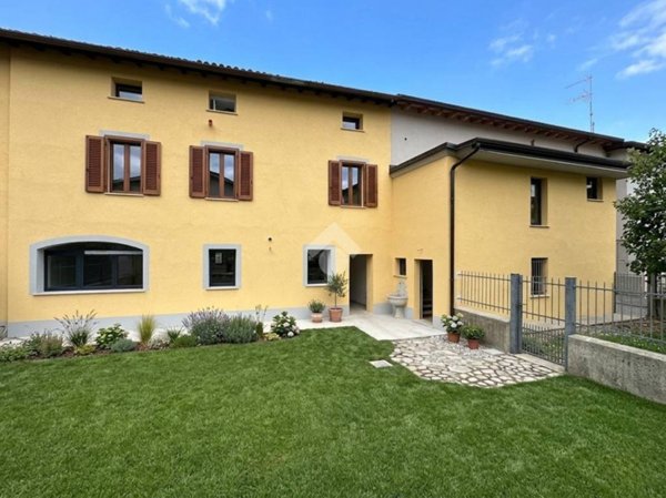 appartamento in vendita a Brescia in zona Mompiano