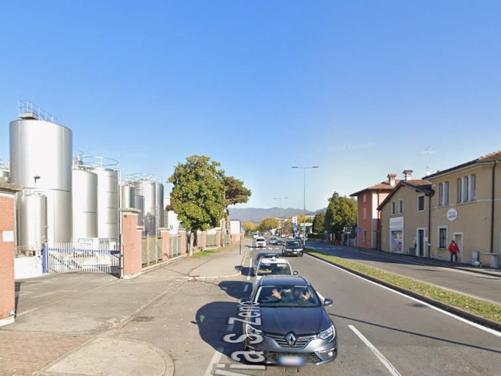 negozio in vendita a Brescia in zona Volta