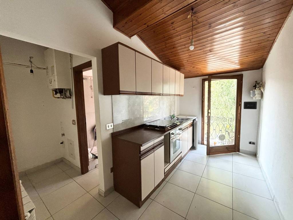 appartamento in vendita a Brescia in zona Volta