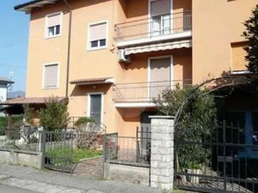 appartamento in vendita a Brescia in zona Villaggio Prealpino