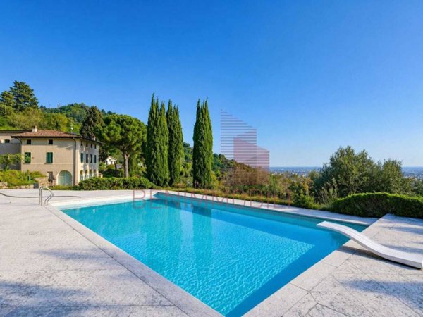 villa in vendita a Brescia in zona Mompiano