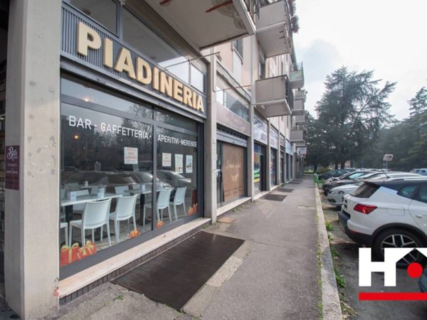 negozio in vendita a Brescia in zona Mompiano