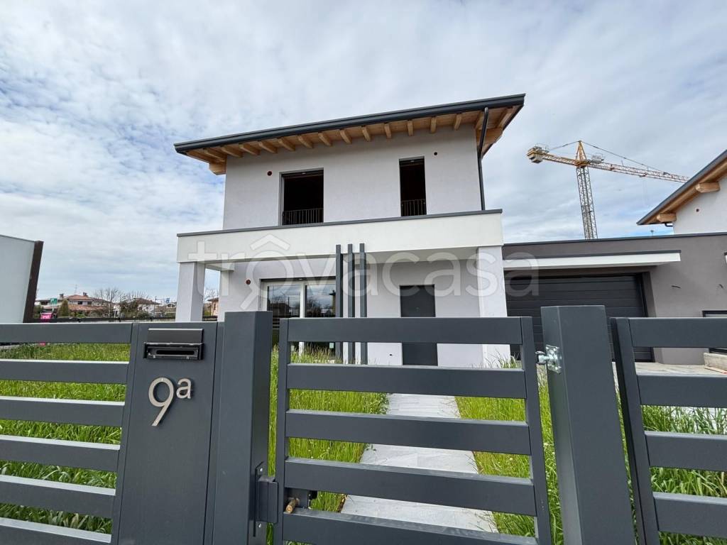 casa indipendente in vendita a Brescia