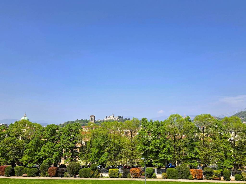 appartamento in vendita a Brescia in zona Centro Storico