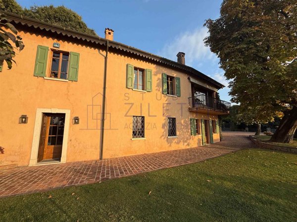 casa indipendente in vendita a Brescia in zona Porta Venezia