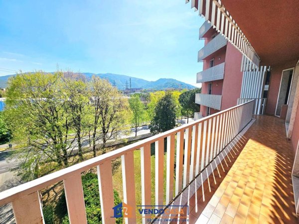 appartamento in vendita a Brescia in zona Crocifissa di Rosa