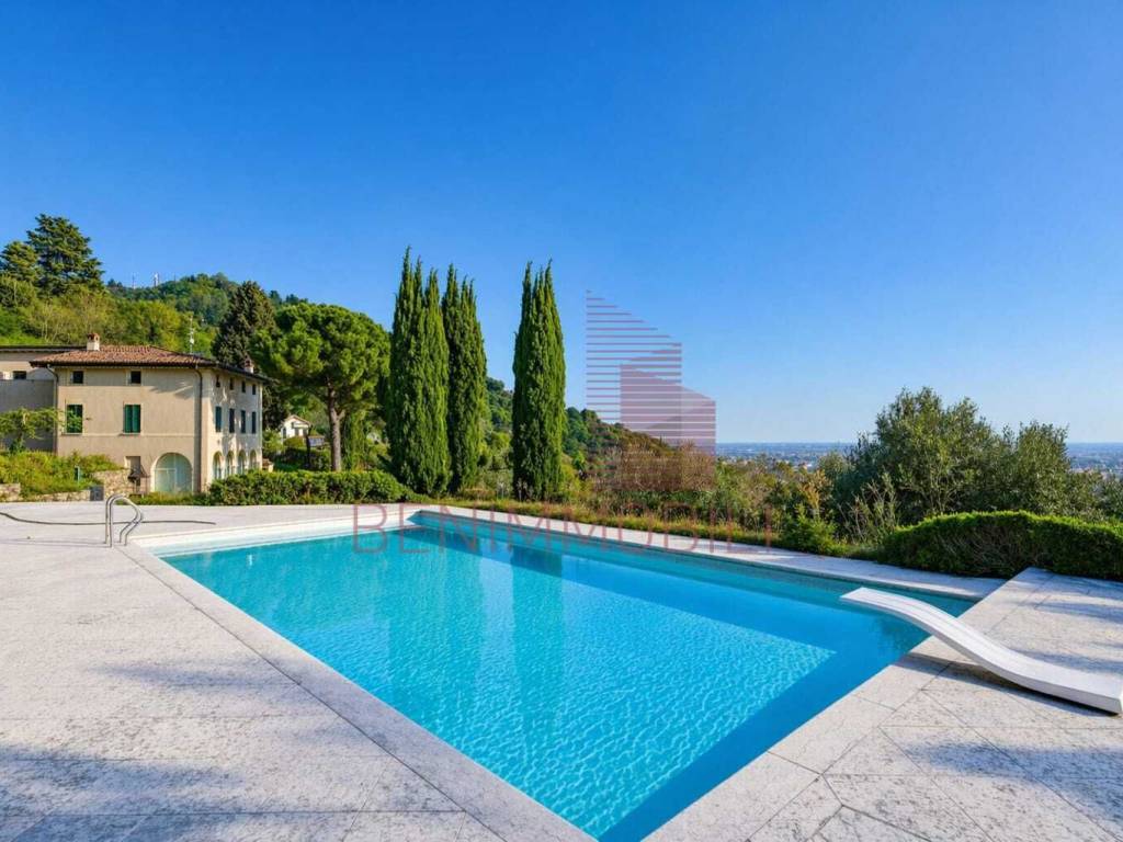 villa in vendita a Brescia in zona Crocifissa di Rosa