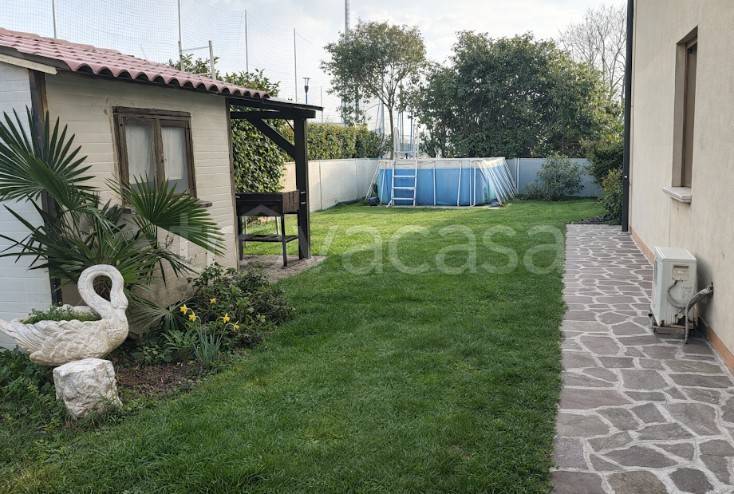 appartamento in vendita a Brescia in zona Folzano