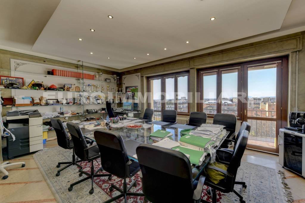 appartamento in vendita a Brescia in zona Centro Storico