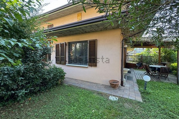 casa indipendente in vendita a Brescia