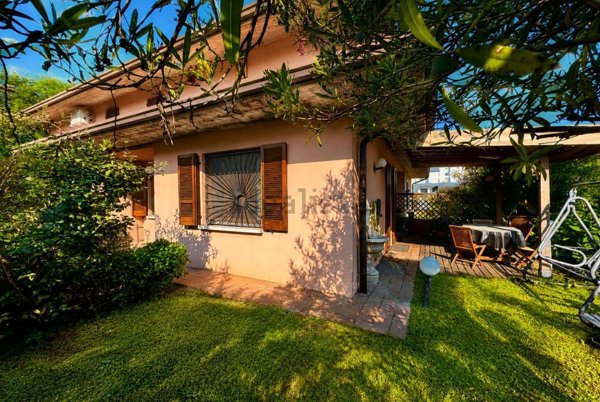 casa indipendente in vendita a Brescia