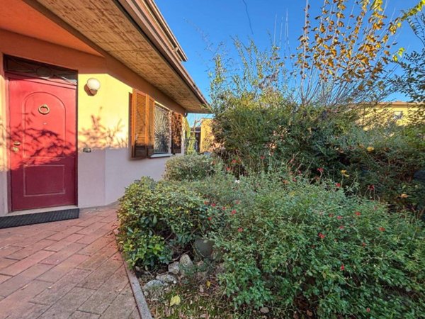 casa indipendente in vendita a Brescia in zona Volta