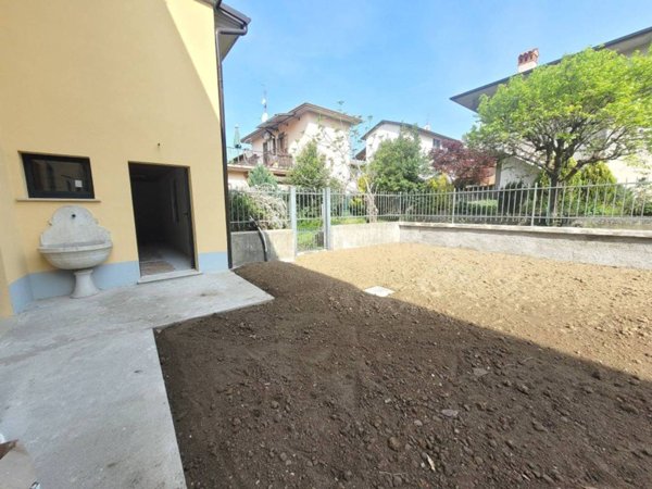 appartamento in vendita a Brescia in zona Mompiano