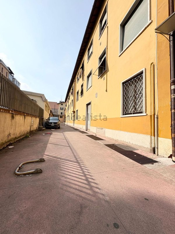 appartamento in vendita a Brescia in zona Porta Milano