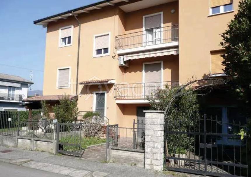appartamento in vendita a Brescia in zona Villaggio Prealpino