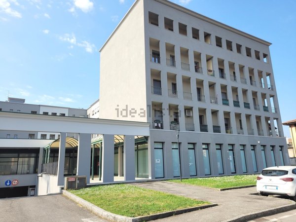 appartamento in vendita a Brescia in zona Quartiere Primo Maggio