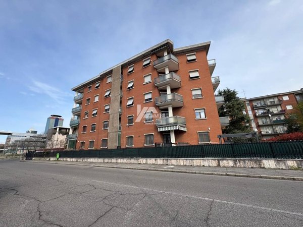 appartamento in vendita a Brescia in zona Villaggio Sereno