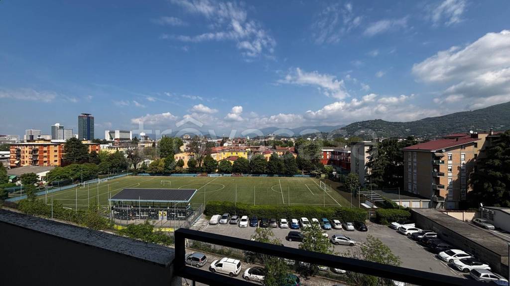appartamento in vendita a Brescia in zona Lamarmora