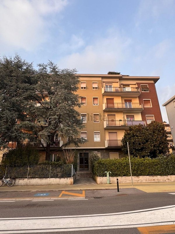 appartamento in vendita a Brescia in zona Fiumicello