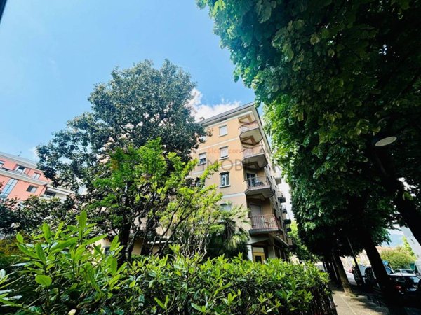 appartamento in vendita a Brescia in zona Borgo Trento