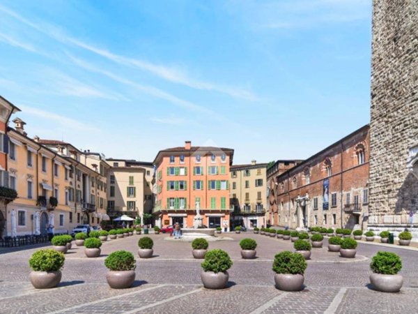 appartamento in vendita a Brescia in zona Centro Storico