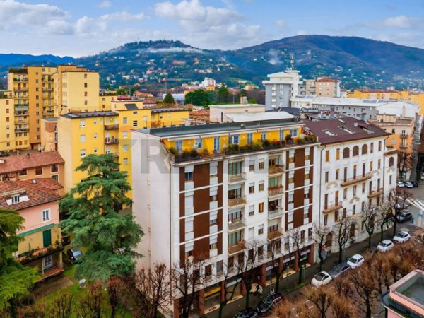 appartamento in vendita a Brescia in zona Centro Storico