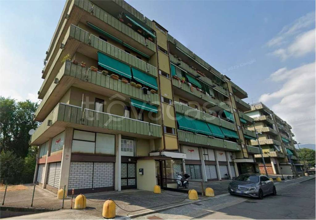 appartamento in vendita a Brescia in zona Fiumicello