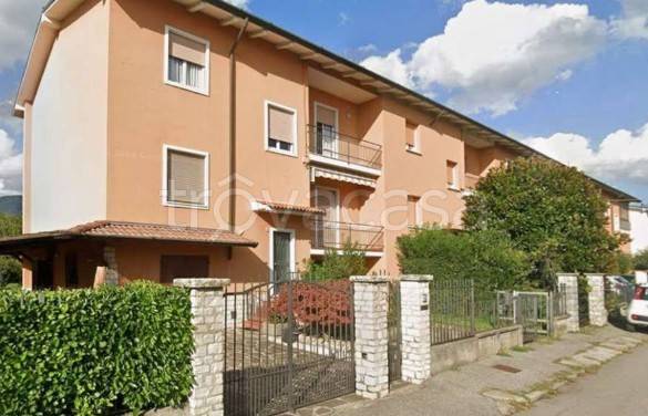 appartamento in vendita a Brescia in zona Villaggio Prealpino