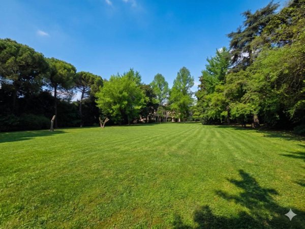 appartamento in vendita a Brescia in zona Volta