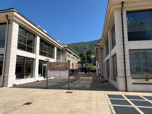 negozio in vendita a Brescia in zona Porta Venezia