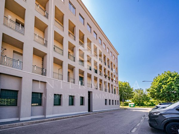 appartamento in vendita a Brescia in zona Quartiere Primo Maggio