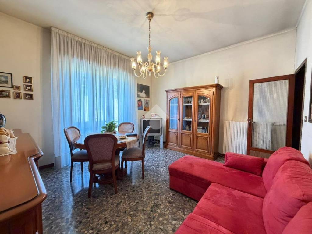 casa indipendente in vendita a Brescia in zona Chiusure