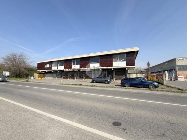 negozio in vendita a Brescia in zona Porta Milano