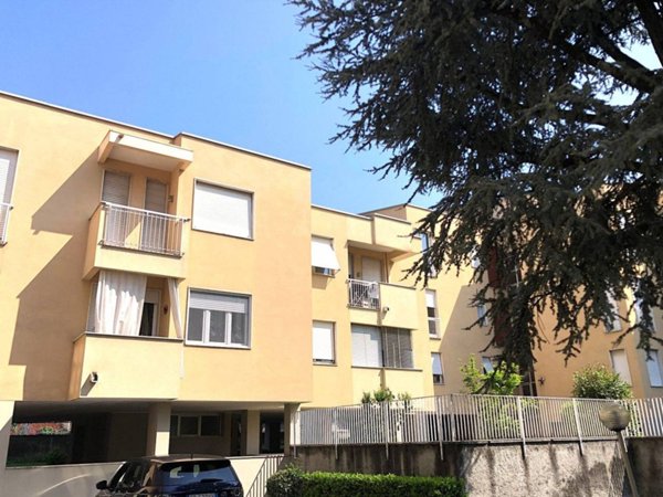 appartamento in vendita a Brescia in zona Villaggio Prealpino