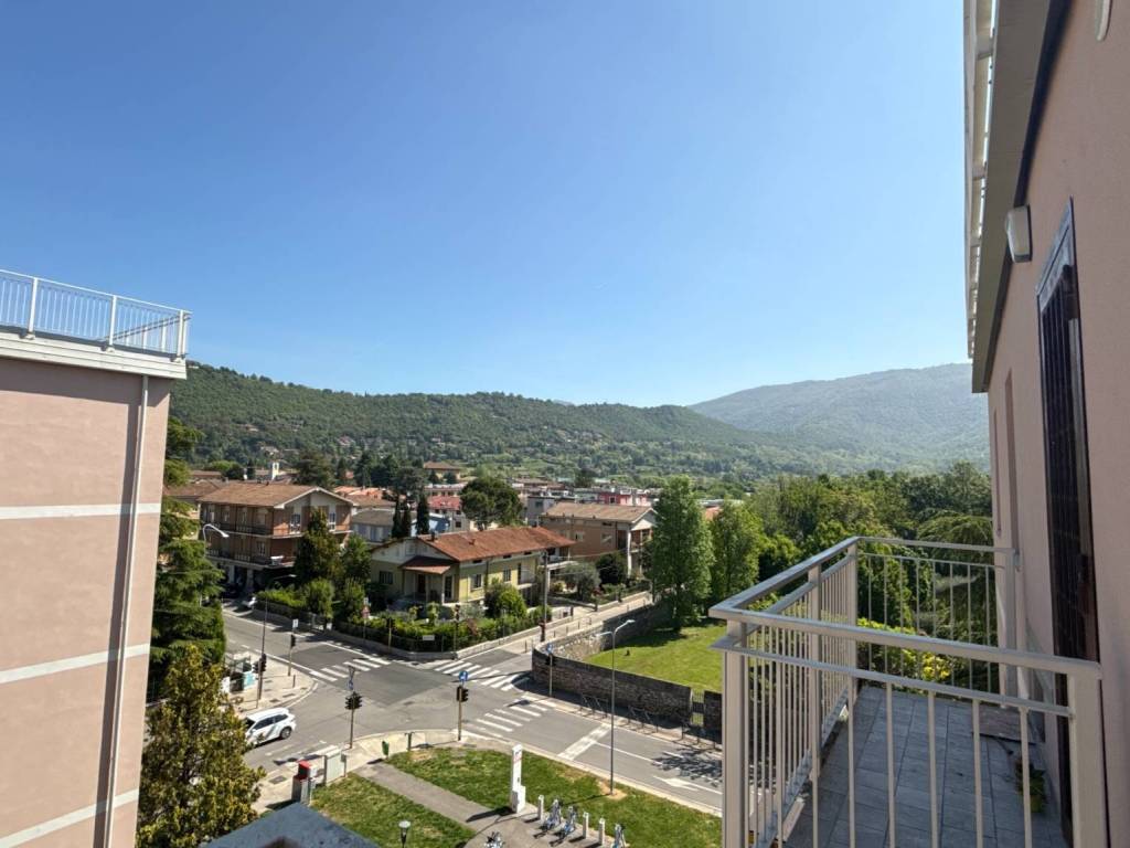 appartamento in vendita a Brescia in zona Mompiano