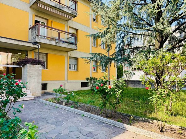 appartamento in vendita a Brescia in zona Casazza