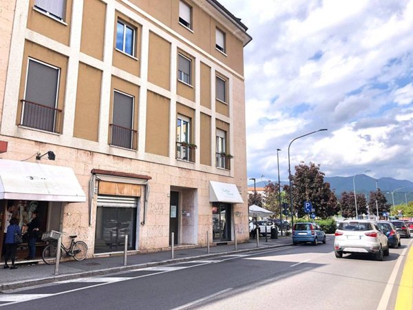 negozio in vendita a Brescia in zona San Rocchino
