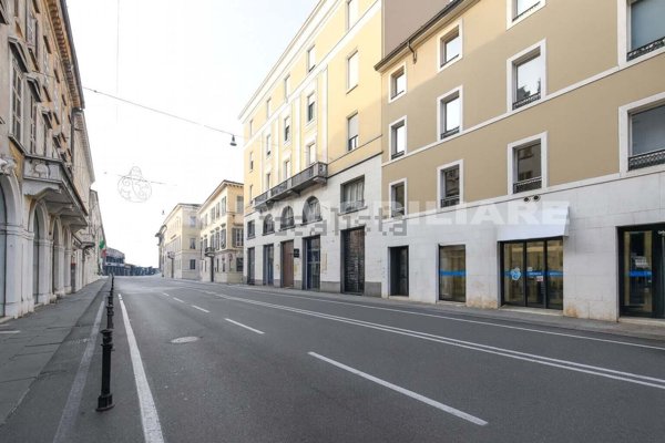 appartamento in vendita a Brescia in zona Centro Storico