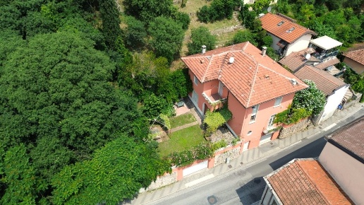 casa indipendente in vendita a Brescia in zona Caionvico